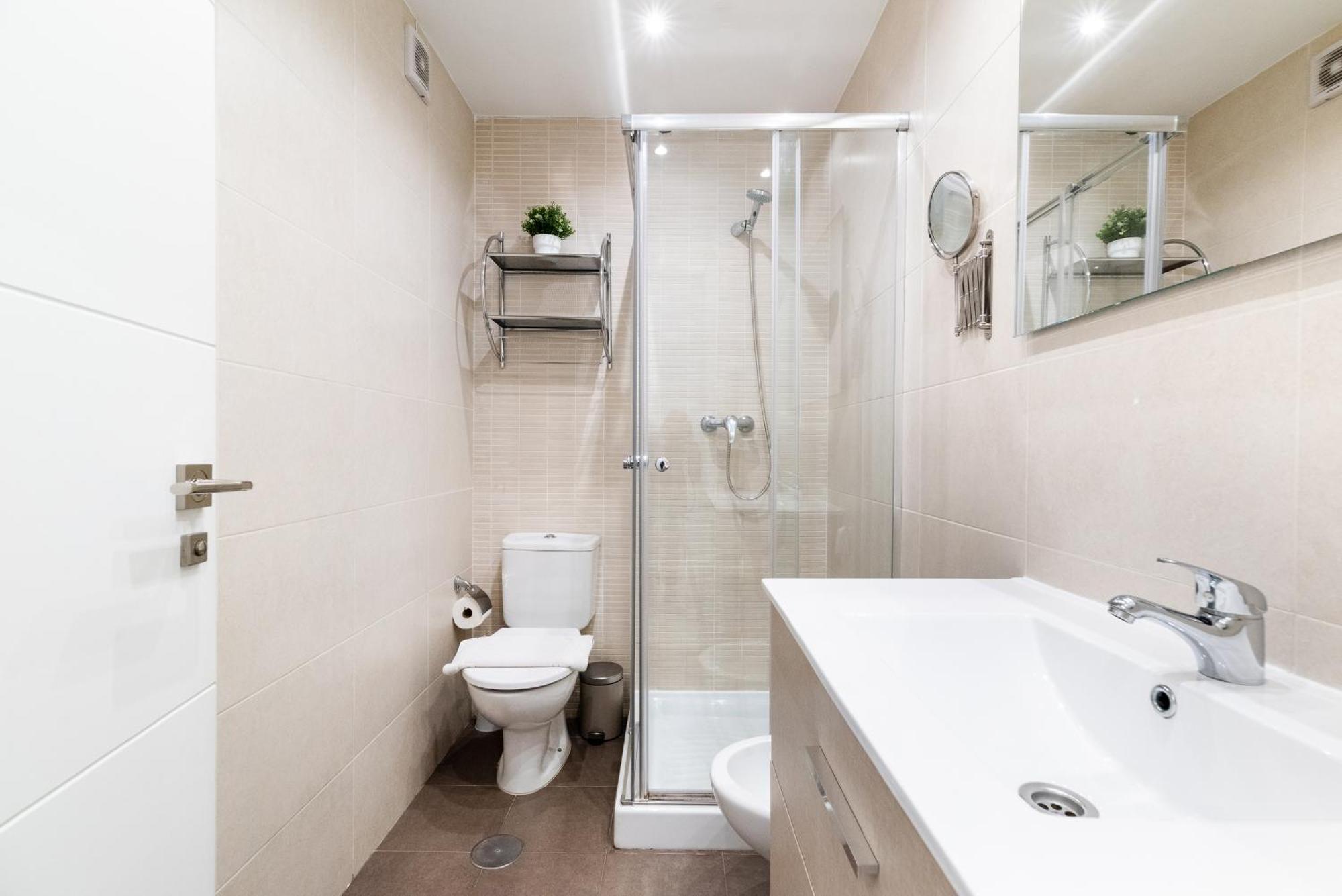 Wekey Homes Granada, Elvira Suites Centro Esterno foto