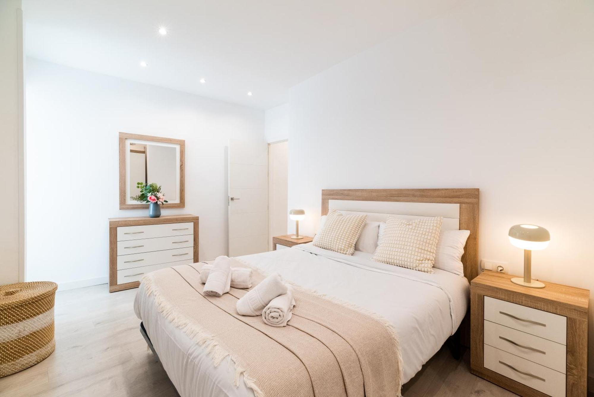Wekey Homes Granada, Elvira Suites Centro Esterno foto